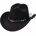 Schwarzer Cowboyhut mit Metallverzierungen